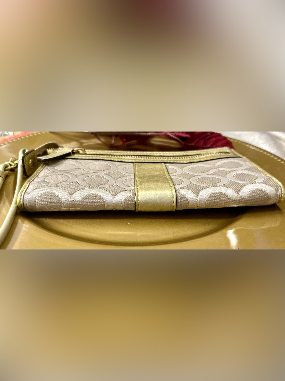 COACH Julia Op Art Signature Zippy Wallet Wristlet.- - Picture 4 of 13